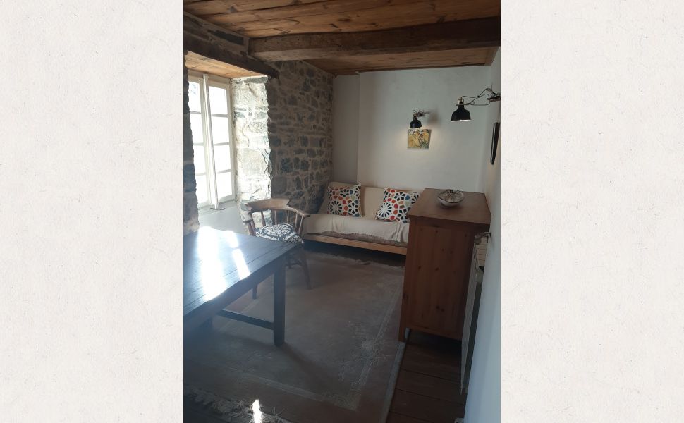 Ancienne Auberge du XVIII eme siècle aux pieds des Pyrenées Atlantiques